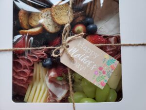 Charcuterie & Cheese Box